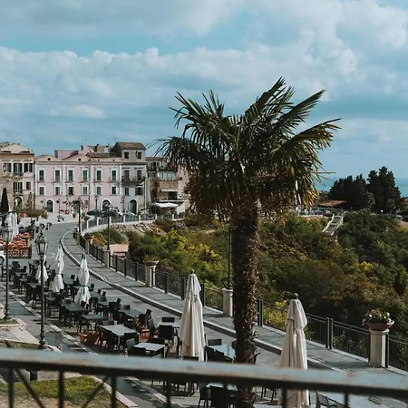 Panphilia: Apartamento *