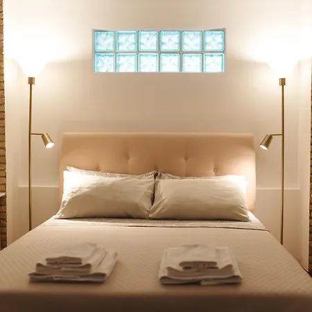 Panphilia: Apartamento