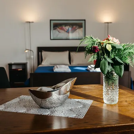 Panphilia: Apartmán Vasto